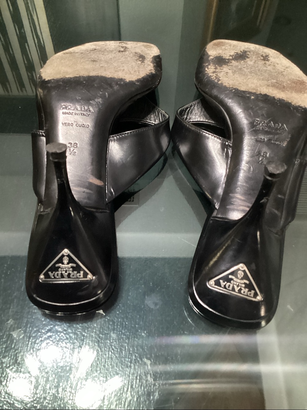 Prada Black Leather Square-Toe Thong Heel Sandals - size 38 1/2 - US 8 - Picture 4 of 6